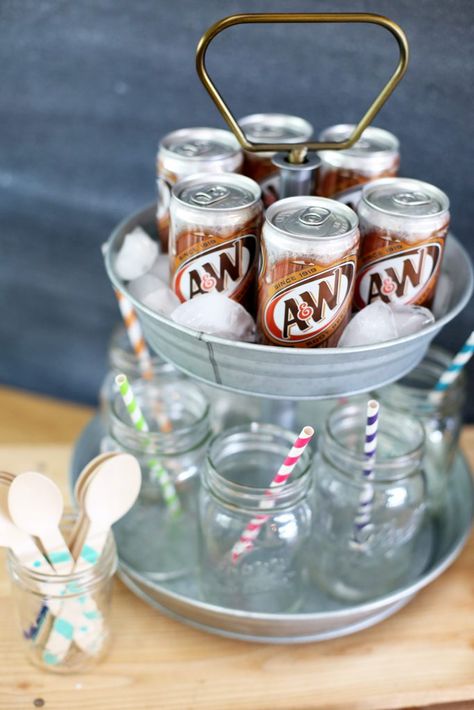 Root Beer Float Bar - Movie Night! - Sugar Bee Crafts Alcoholic Root Beer Float, Root Beer Float Station, Root Beer Popsicles, Root Beer Floats Party, Root Beer Float Popsicles, Float Bar, Root Beer Float Bar, Root Beer Candy, Root Beer Float Pie