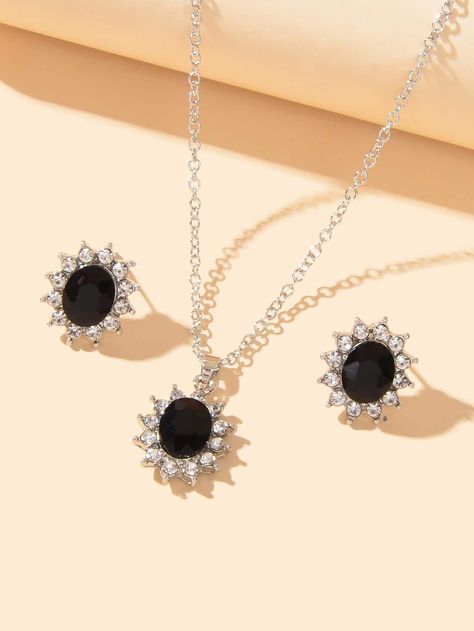 Black Jewelry Set, Ball Outfit, Winter Ball, Eyelash Extension Kits, Banquet Wedding, Diy Eyelash Extensions, Travel Wear, Drop Pendant Necklace, Women's Jewelry Sets