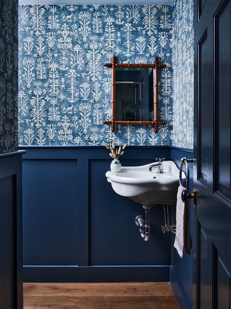 I will always be in love with this Dover farmhouse bathroom. The wallpaper's gently weathered finish adds a vintage charm to the space that complements the navy wainscoting. I deliberately used a pared-back approach to accessories to keep the space clean. Photo: @jaredkuziaphoto #meghanshadrickinteriors #bathroomdesign #modernbathroomdesign #bathroomgoals #bathroomdecoration #bathroominspo #bathroomdecor #modernbath #architecturaldesign #architecturalinspiration #bostoninteriors #interiorde... Navy Wainscoting, Navy Powder Room, Clean Photo, Glamorous Bathroom, Bold Bathroom, Wainscoting Bathroom, Boston Interiors, Blue Bathroom Decor, Bathroom Decor Colors