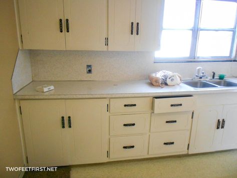 Would I paint my kitchen cabinets again? Painted Kitchen Cabinets Old House, Vintage Painted Kitchen Cabinets, Old White Kitchen Cabinets Redo, Painting Metal Kitchen Cabinets, 1950s Cabinet Makeover, Painting 1950s Kitchen Cabinets, Old Painted Kitchen Cabinets, 1950 Kitchen Ideas, Painting Old Cabinets Kitchen