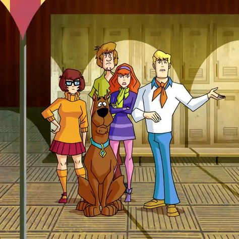 Scooby Aesthetic, Nostalgia Cartoons, Scooby Doo Costumes, Small Town Mystery, Martin Mystery, Mystery Inc, Mystery Incorporated, Scooby Doo Pictures, Scooby Doo Mystery Inc