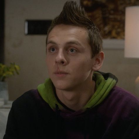 West Valley High School, Hawk Cobra Kai, Cobra Kai Season 5, Eli Moskowitz, Where Have You Gone, Jacob Bertrand, Scott Thomas, Mackenzie Foy, Karate Kid Cobra Kai