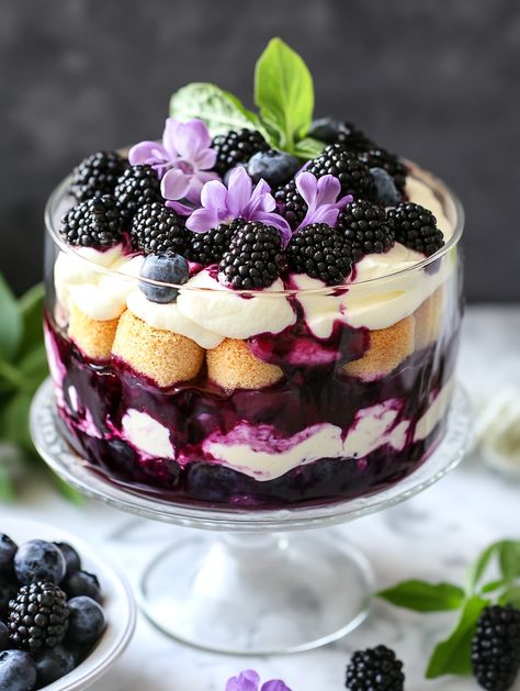 Triffle Desserts Cups, Blueberry Cheesecake Trifle, Blackberry Tiramisu, Blackberry Trifle, Blackberry Jello, Lemon Berry Trifle, Trifle Ideas, Blueberry Tiramisu, Fancy Fall Desserts