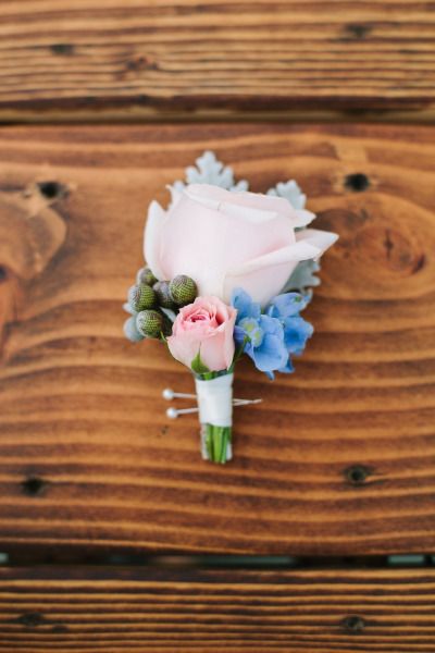 Blue And Pink Boutonniere, Ocean View Wedding, Blue Boutonniere, Homecoming Flowers, Pink Boutonniere, Simple Wedding Bouquets, Galaxy Wedding, Church Wedding Flowers, Private Wedding