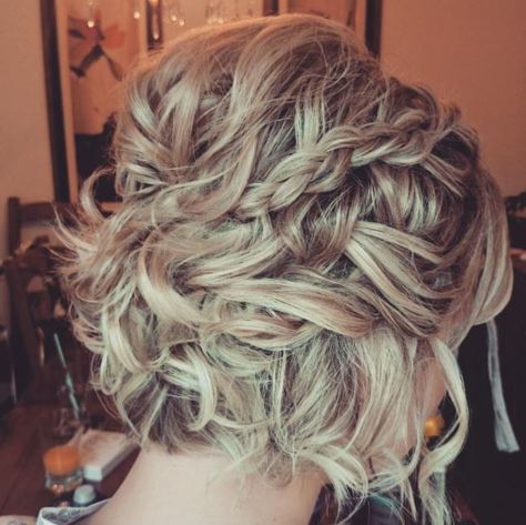 Short Hair Wedding, Hairstyles Photos, Fun Hairstyles, Short Hair Up, Mother Of The Bride Hair, Curly Wedding Hair, Blonde Curly Hair, Fabulous Hair, Peinados Fáciles Para Cabello Corto