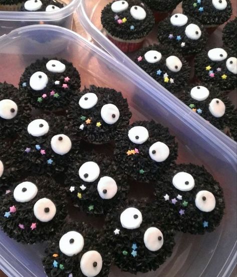 Soot Sprite, 3rd Birthday Cakes, Cute Baking, Pretty Dessert, Cute Snacks, Cupcake Designs, Pretty Birthday Cakes, Cute Birthday Cakes, Sweet Snacks Recipes