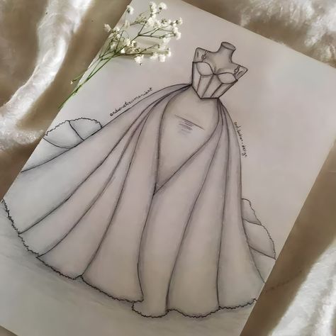 Princess Dress Drawing Sketches, Bridal Dress Sketch, Drawing Ideas Fashion, Fashion Design Drawings Dresses, Pencil Drawings Easy Sketches, Bridal Drawing, Dress Illustration Design, Bridal Dress White, Draw Dress