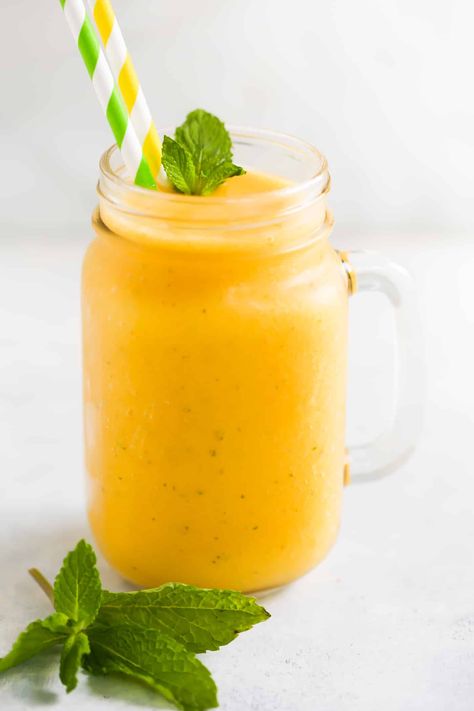 AIP Paleo Pineapple Mango Mint Smoothie by Primavera Kitchen  With pineapple, mango, mint & coconut water. Add unflavored collagen for a protein boost. Pineapple Drink, Mango Pineapple Smoothie, Mint Smoothie, Healthy Nutrition Plan, Mango Pineapple, Brown Spots Removal, Pineapple Smoothie, Mango Smoothie, Fruit And Veg