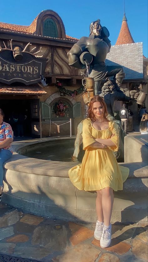 Disney World Inspired Outfits, Disney Dress Outfits, Modern Belle Costume, Modern Belle Outfits, Belle Disney Bound, Disney Bounding Belle, Belle Outfit Ideas Disney, Modern Disney Outfits, Princess Disneybound