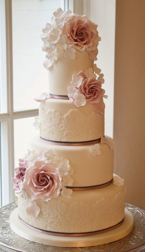 Gorgeous Lace Wedding Cake ~ Cake Design: Cotton and Crumbs Hydrangea Cake, Wedding 101, Wedding Roses, Lace Wedding Cake, Amazing Wedding Cakes, Gorgeous Wedding Cake, Elegant Wedding Cakes, Wedding Cake Inspiration, Beautiful Wedding Cakes