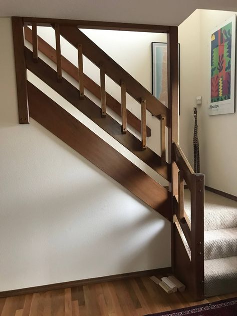 Before - Midcentury - Staircase - Portland - by Portland Stair Company Stairs Mid Century Modern, 70s Stair Railing, 60s Staircase, Mcm Stair Railing, Midcentury Stairs, Modern Wood Staircase, 1970s Staircase, Mid Century Modern Stair Railing, Mid Century Stair Railing