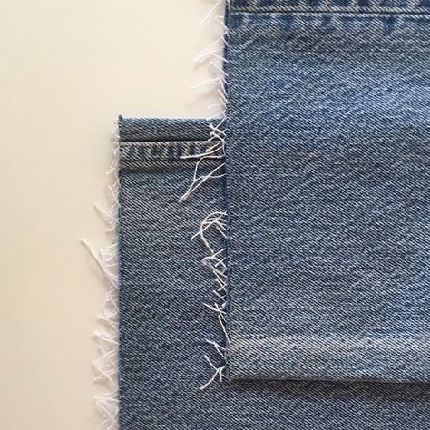 Rough Edge Jeans, Frayed Hem Jeans Diy, Raw Hem Jeans Outfit, Frayed Jeans Diy, Denim Jeans Diy, Wide Cuff Jeans, Raw Edge Jeans, Jeans Outfit Summer, Frayed Hem Jeans