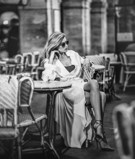 Love Foto, Melody Gardot, Sunday Kind Of Love, Cool Jazz, Paris Cafe, Music People, Top Photo, Inspirational Women, Black And White Photography