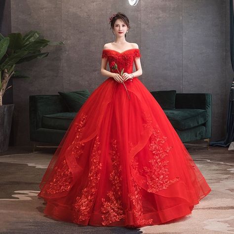 Have you ever experienced love ? Have you ever longed for love ? Thi… #fanfiction #Fanfiction #amreading #books #wattpad Elegant Prom Dresses, Dresses 2024, Lace Flowers, Formal Party, Tulle Lace, Quinceanera Dresses, Quinceanera, Ball Gown, White Roses