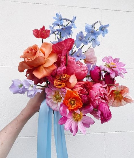 PIPER+POSIE on Instagram: "For Heidi 💫 It’s pretty special when a couple gives you complete creative freedom! Thank you for trusting me to bring your orange dreams to life x • • • • #flowers #freshflowers #colour #editorial #floralsyourway #smallbusiness #weddingflowers #wildflowers #waxflower #melbourneflowers #florist #ceramics #melbourneflowers #design #driedflowers #everlastingflowers #everlasting #driednatives #everlastingblooms #melbournewedding#earthytones #rustictones #wedding #natur Rainbow Bridal Bouquet, Orange Wedding Flowers, Modern Wedding Flowers, Paper Flower Art, Creative Freedom, Cute Wedding Ideas, Beautiful Flower Arrangements, Wedding Florals, Bride Bouquets