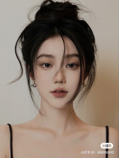 Sunkissed Hair Brunette, Sweet Makeup, Korean Makeup Tips, Softball Hairstyles, Chinese Makeup, Ulzzang Makeup, Cute Box Braids Hairstyles, Asian Eye Makeup, Soft Makeup