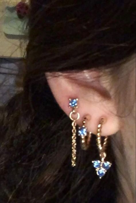 Ear Sets Aesthetic, Piercings Ear Placement, Thirds Earrings Ideas, Type Of Piercings Ears, Two Ear Piercings Ideas, Accessories Aesthetic Earrings, 2nd Ear Piercing Ideas, Blue Earrings Aesthetic, Piercings To Get