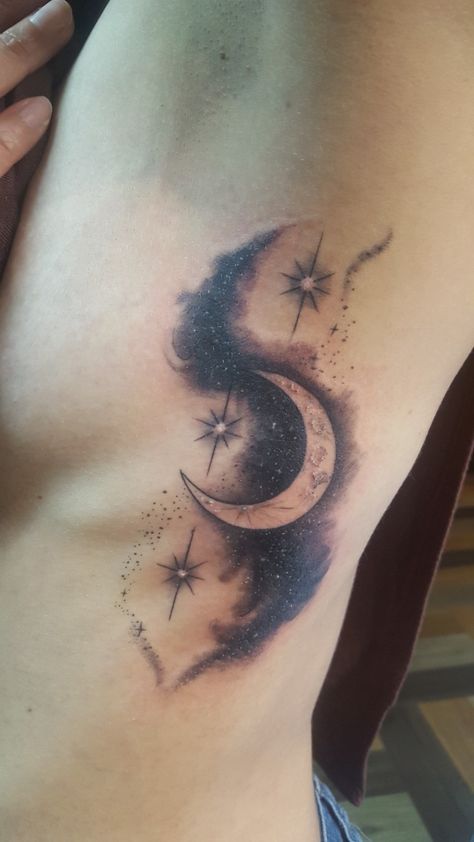 Cosmic Woman Tattoo, Moon And Galaxy Tattoo, Galaxy Hip Tattoo, Hip Bone Tattoos Women Cover Up, Simple Night Sky Tattoo, Celestial Tattoo Cover Up, Night Sky Tattoo Ideas, Glaxay Tattoos, Galaxy Tattoo Stencil