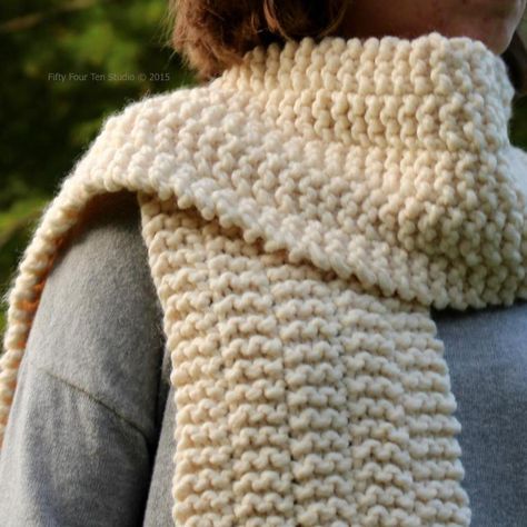 Side Line Scarf | Craftsy Granny Game, Chunky Scarf Knitting Pattern, Easy Scarf Knitting Patterns, Knit Scarfs, Scarf Knitting Pattern, Knitting Patterns Free Scarf, Chunky Knit Scarves, Chunky Scarf, Easy Knit