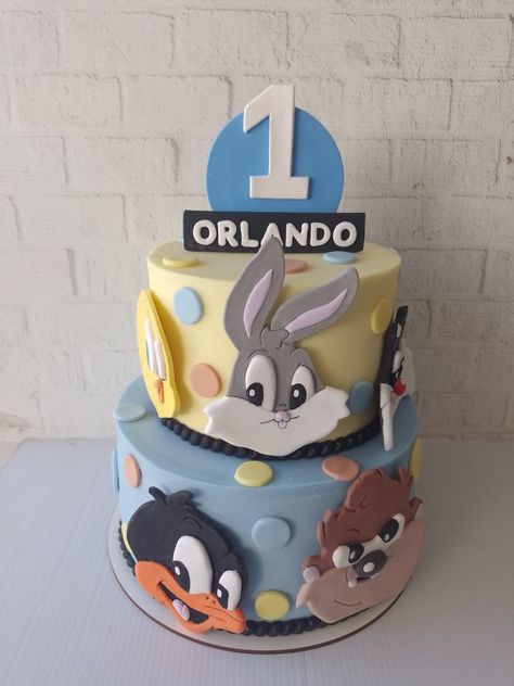 Looney Tunes Birthday Cake, Looney Tunes Cake Ideas, Baby Looney Tunes Cake, Looney Tunes Party, Fake Baby, Baby Looney Tunes, Baby Birthday Themes, Baby Shawer, Do Baby