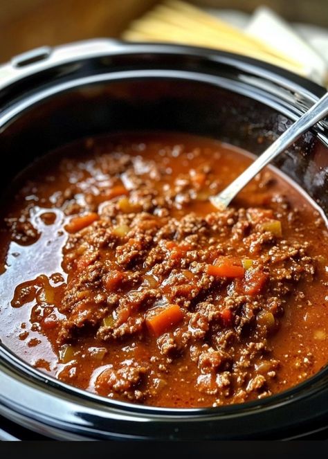 Slow Cooker Meat Sauce, Beef Bolognese Recipe, Best Bolognese Recipe, Slow Cooker Bolognese Sauce, Slow Cooker Salmon, Beef Bolognese, Chicken Potato Soup, Slow Cooker Bolognese, Italian Meat Sauce