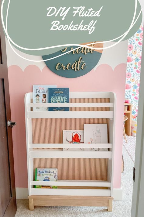 Book Shelf Girls Room, Diy Nursery Bookcase, Simple Bookshelf Design, Front Facing Bookshelf Diy, Kids Book Shelf Diy, Diy Childrens Bookshelf, Diy Narrow Bookshelf, Ikea Bookshelf Hack Kids, Diy Toddler Bookshelf