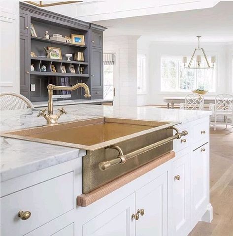 Natasha Kalita (@natashakalitadesign) • Instagram photos and videos Officine Gullo, Industrial Kitchens, Luxury Kitchen Designs, Copper Kitchen Sink, Brass Sink, Best Kitchen Designs, Inspire Me Home Decor, Home Luxury, Undermount Kitchen Sinks