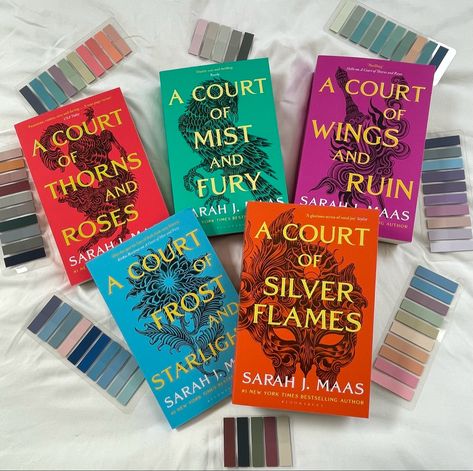 Acotar Book Set, Sarah Maas Books, Ya Books Aesthetic, Acotar Books, Joululahjat Diy, Romantasy Book, Book Bookshelf, Feyre Rhysand, Sarah Maas