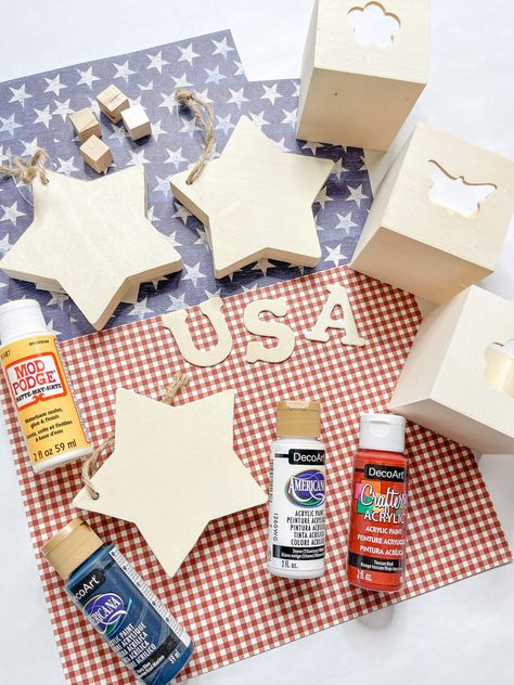 Americana Crafts Diy, Dollar Tree 4th Of July Decor, Patriotic Living Room, Dollar Tree Patriotic Crafts, Fouth Of July Crafts, Patriotic Crafts Diy, Fourth Of July Ideas, Fourth Of July Crafts, Summertime Crafts