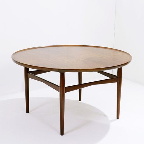 Listed on VNTG.com: Mid-century Danish round coffee table, 1960s | #vntg #vintage Table Vintage, Coffee Table Vintage, Mid Century Danish, Round Coffee Table, Table Desk, Table Design, Vintage Design, Vintage Designs, 1960s