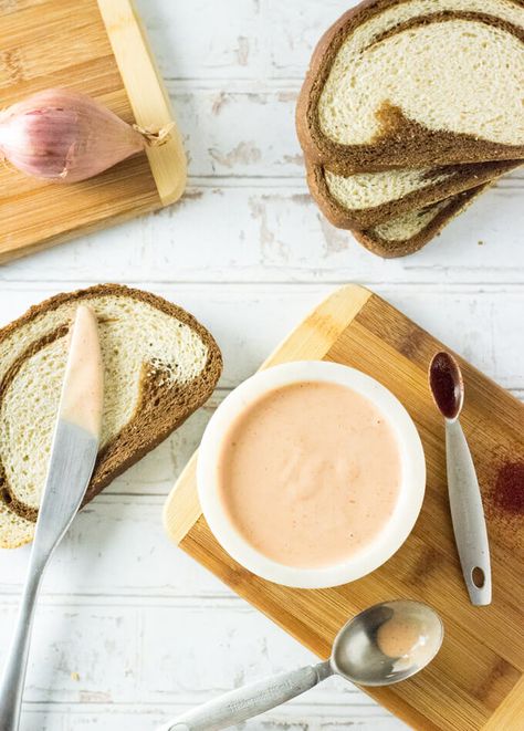 Russian dressing recipe Sauce For Pastrami Sandwich, Pastrami Sandwich Sauce, Russian Dressing Recipe Reuben Sandwich, Russian Sauce, Russian Dressing Recipe, Homemade Russian Dressing, Dill Relish, Reuben Sandwich Recipe, Reuben Sandwiches