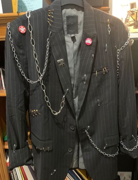 Custom 70s punk styled blazer Fancy Punk Outfits Men, Punk Suit Outfit, Punk Prom Outfit Men, Punk Suit Jacket, Punk Prom Suit, Punk Blazer Outfit, Punk Blazer Diy, Punk Suit Men, Punk Outfits 70s