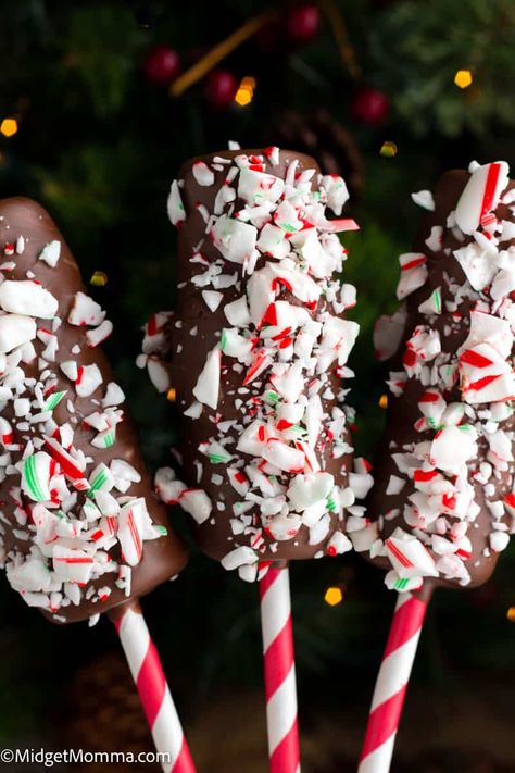 Peppermint Marshmallows Recipe, Butterfinger Cupcakes, Marshmallow Sticks, Halloween Popcorn, Peppermint Marshmallows, How To Melt Caramel, Chocolate Covered Marshmallows, The Slow Roasted Italian, Cake Pop Sticks