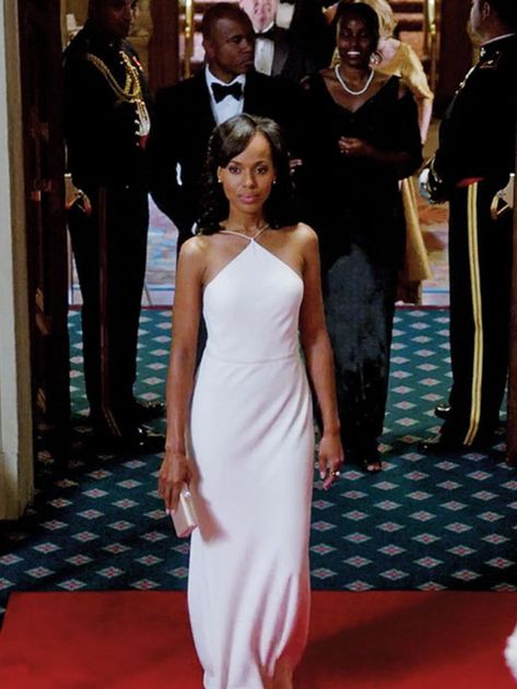 best dressed tv characters: olivia pope Olivia Pope White Dress, Olivia Pope Dresses, Olivia Pope Outfits Work Attire, Olivia Pope Aesthetic, Scandal Aesthetic, Scandal Series, Olivia Pope Wardrobe, Banquet Attire, Olivia Pope Outfits