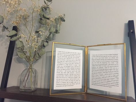 Wedding Picture Canvas Display, Display Vows At Wedding, Wedding Vows As Decor, Wedding Vow Home Decor, Vows Gift Ideas, Vows In Bedroom, Wedding Album Display In Home, Vows Display Ideas, Framing Wedding Vows