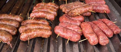 Traditional Australian Food, Australian Foods, Flat Top Grill, Australia Food, Bar B Que, Beef Sausage, Australian Food, Grilled Onions, Barbecue Party