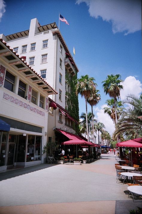 Lincoln Road, Centennial Park, Ultra Wide, Miami Fl, Travel Book, Vacation Destinations, Miami Beach, Wonderful Places, Family Vacation