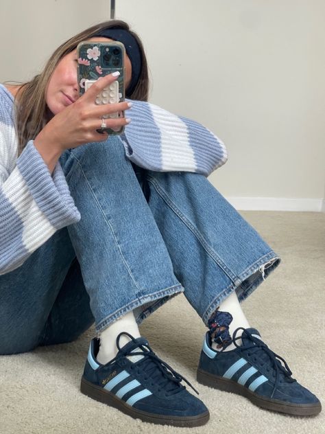 Fall outfit inspiration, sambas, adidas blue spezial, sneakers outfit, fall outfit inspo, cozy outfit, casual outfit, jeans, teddy bear socks, blue aesthetic Adidas Special Outfit, Adidas Spezial Light Blue Outfit, Navy Samba Outfit, Adidas Handball Spezial Blue, Blue Samba Adidas Outfit, Spezial Adidas Blue, Adidas Spezial Navy Outfit, Navy Spezial Adidas Outfit, Navy Sneakers Outfit