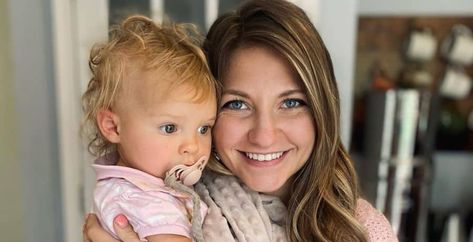 Pregnant Hannah Duggar Promises Baby Update & Photo Soon Jeremiah Duggar, Josie Bates, Audrey Roloff, Baby Bump Photos, Bump Photos, Duggar Family, Baby On The Way, Proverbs 31, Baby Bumps