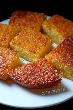 Semolina and Yogurt Cake Semolina Cake Recipe, Semolina Recipe, Lebanese Desserts, Arabic Dessert, Semolina Cake, Middle Eastern Desserts, Greek Sweets, Greek Desserts, Yogurt Cake