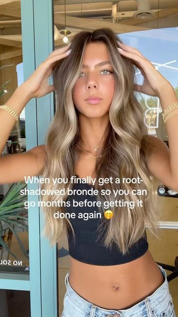 Styles For Medium Hair, Hair Styles For Medium Hair, Light Brunette Hair, Pixie Haircut Ideas, Trendy Hair Styles, Fall Blonde Hair, Summer Blonde Hair, Brown Hair Inspo, Bronde Hair