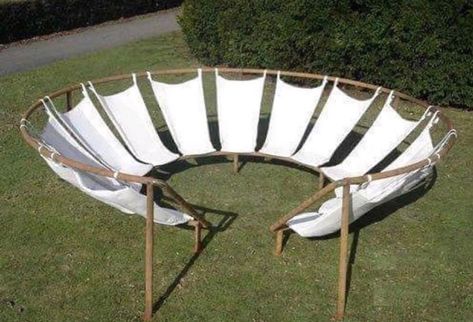 High Storytime on Twitter: "Hammock smoke circle anyone?… " Chill Lounge, معرض فني, Backyard Hammock, Backyard Seating, Backyard Decor, Simple House, Green Grass, Outdoor Projects, Backyard Patio