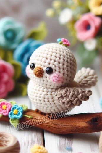 Amigurumi Cute Bird Tori Free Pattern-1 Crochet Birds Free Pattern, Bird Amigurumi Free Pattern, Bird Crochet Pattern, Bird Amigurumi, Crochet Critters, Crochet Bird, Crochet Bird Patterns, Crocheted Animals, Animal Knitting Patterns