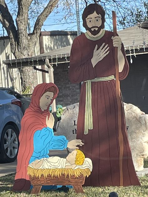 Outside Nativity Scene Diy Front Yards, Outside Manger Scenes Nativity Diy, Wood Nativity Set Outdoor, Outdoor Nativity Set Template, Diy Christmas Yard Art, Pesebres Navidad Ideas Grandes, Nativity Characters, Xmas Decorations Diy, King Painting