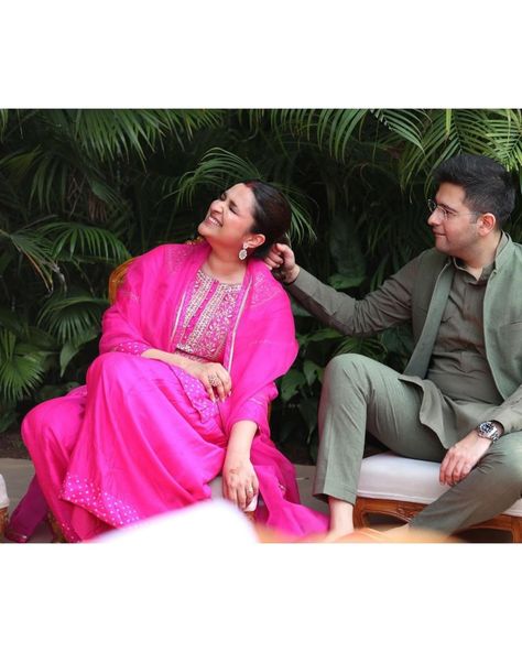 Here's how the Chadha's do Karva Chauth ❤️✨ Isn't it lovely to see RaghNeeti just being them and teasing each other through it 🤗🥰 [Raghav Chadha, parineeti chopra, Bollywood updates, Bollywood fans, Bollywood gossip, Bollywood actor, mamaraazzi] Pink Sharara Suit, Raghav Chadha, Pink Sharara, Karva Chauth, Bollywood Updates, Celebrity Jewelry, Parineeti Chopra, Bollywood Gossip, Mangalsutra Designs