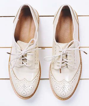 Canvas Clean White Canvas Shoes, Cleaning White Canvas Shoes, Wash Shoes, Stray Cat Strut, Casual Wedding Outfit, How To Wash Shoes, White Canvas Shoes, Bridal Party Outfit, Household Products