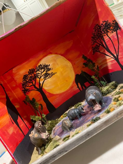 Ecosystems Diorama, Giraffe Habitat, Shoe Box Diorama, Biomes Project, Rainforest Project, Elephant Habitat, Diorama Kids, Ecosystems Projects, Habitats Projects