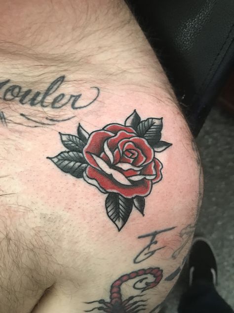 American Traditional Red Rose tattoo Traditional Rose Tattoo Men, Red Rose Tattoo Men, Trad Rose Tattoo, American Traditional Rose Tattoo, Rose Tattoo Ideas For Men, Traditional Tattoo Rose, Rose Tattoo Traditional, American Traditional Rose, Traditional Rose Tattoo