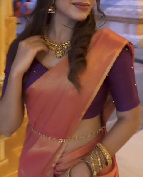 Blouses For Orange Saree, Purple Blouse With Saree, Thenmozhi Sarees, Simple Bridal Saree Look, Purple Blouse Contrast Saree, Peach Saree Blouse Combination, Peach Silk Saree With Contrast Blouse, Contrast Saree And Blouse, Peach Colour Saree With Contrast Blouse