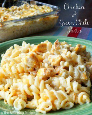 Chicken Green Chili Pasta recipe from The Best Blog Recipes (smaller) Green Chili Pasta, Chicken Green Chili, Creamy Pesto Chicken Pasta, Chili Pasta, Green Chili Chicken, Fun Dinner, Chili Chicken, Nice Recipes, Yummy Chicken